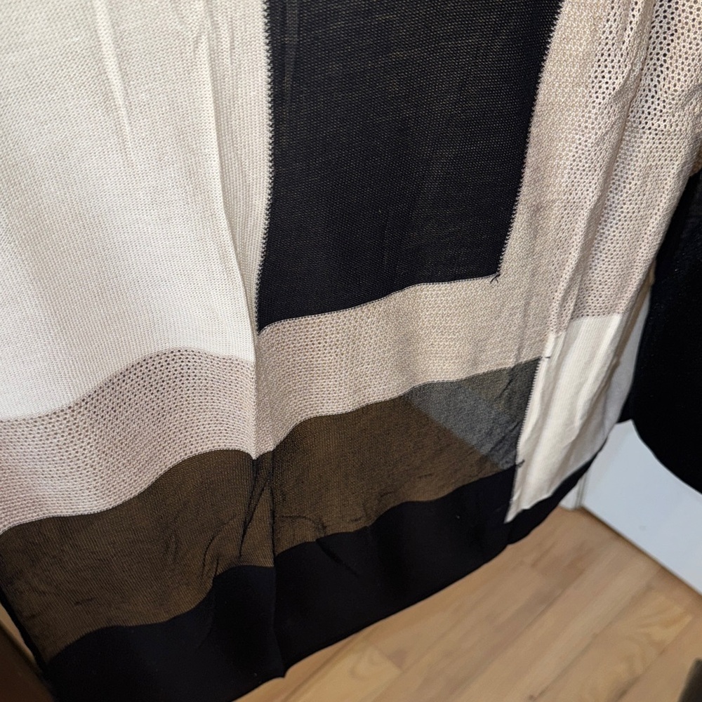 Colorblock Open Front Cardigan - Picture 8 of 16